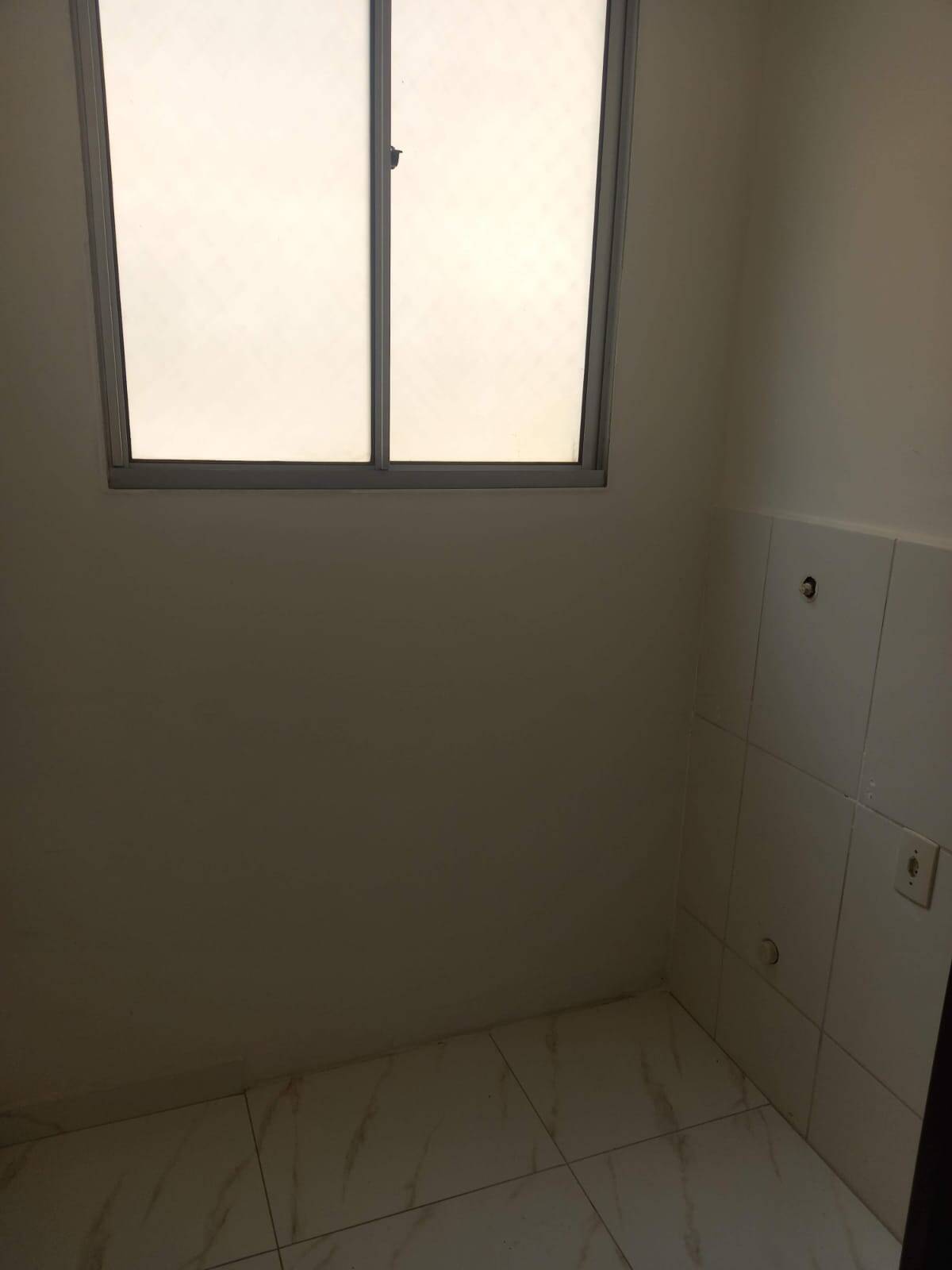 Apartamento à venda com 3 quartos, 82m² - Foto 2