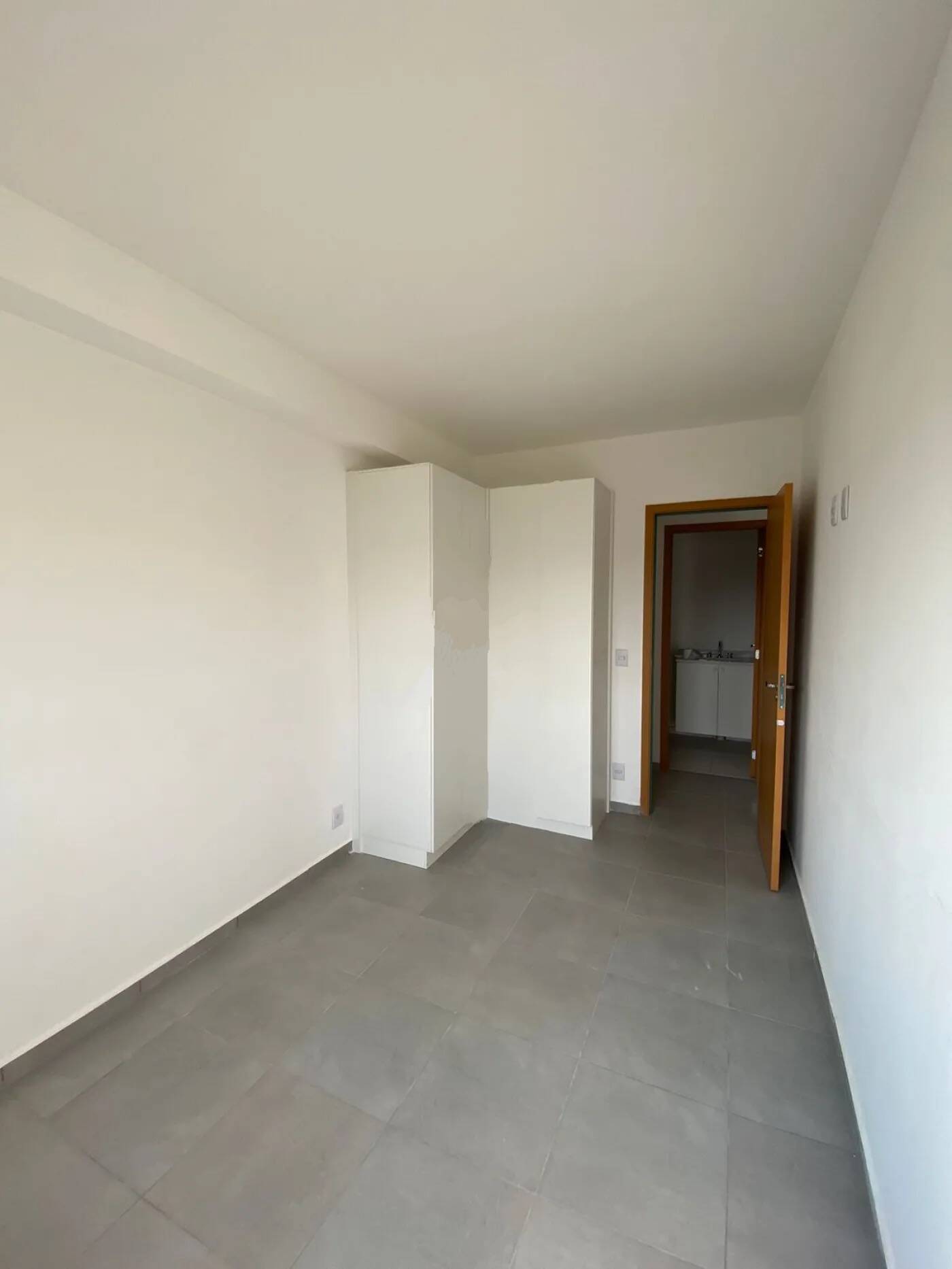 Apartamento para alugar com 2 quartos, 68m² - Foto 9