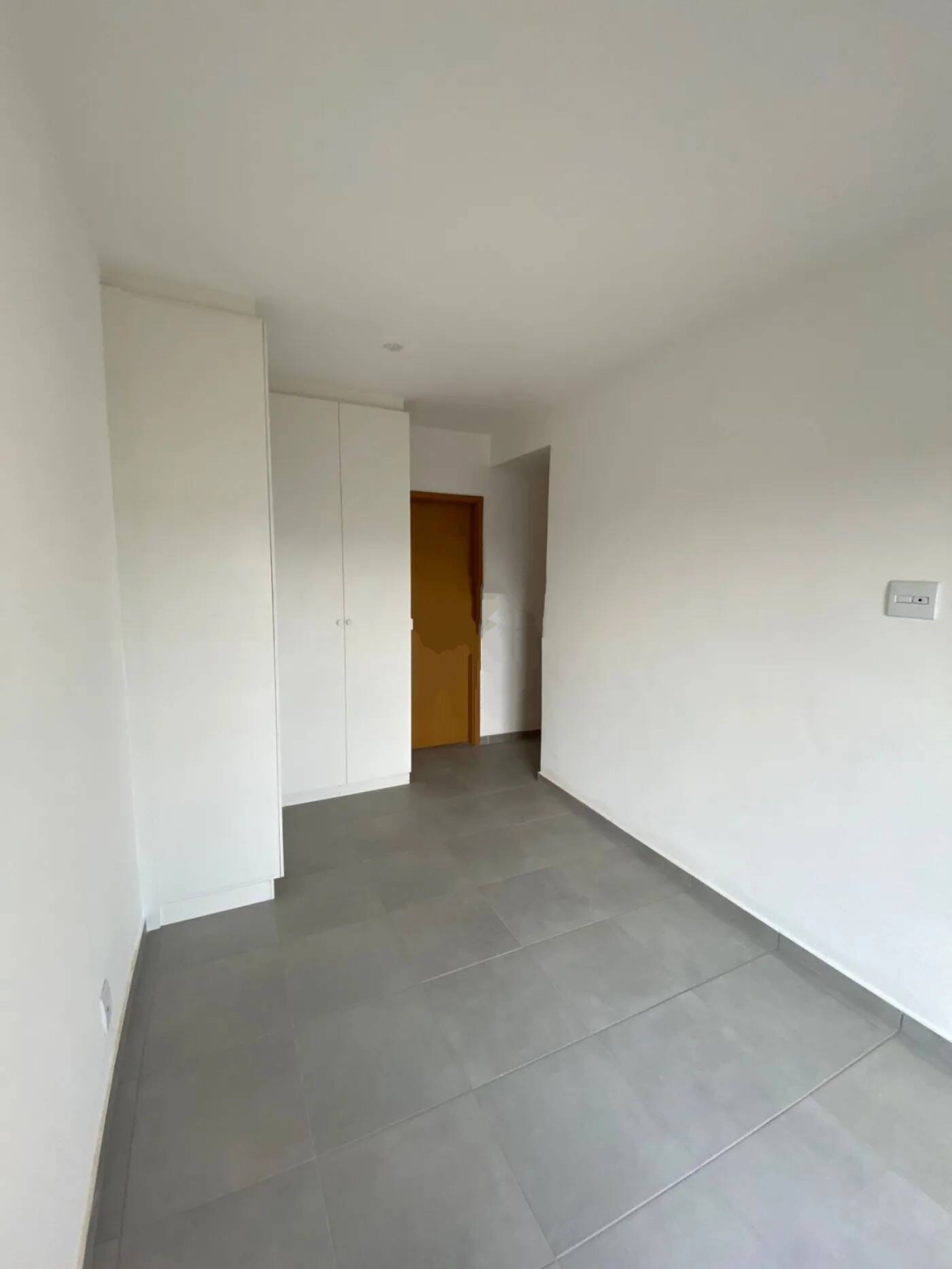 Apartamento para alugar com 2 quartos, 68m² - Foto 17