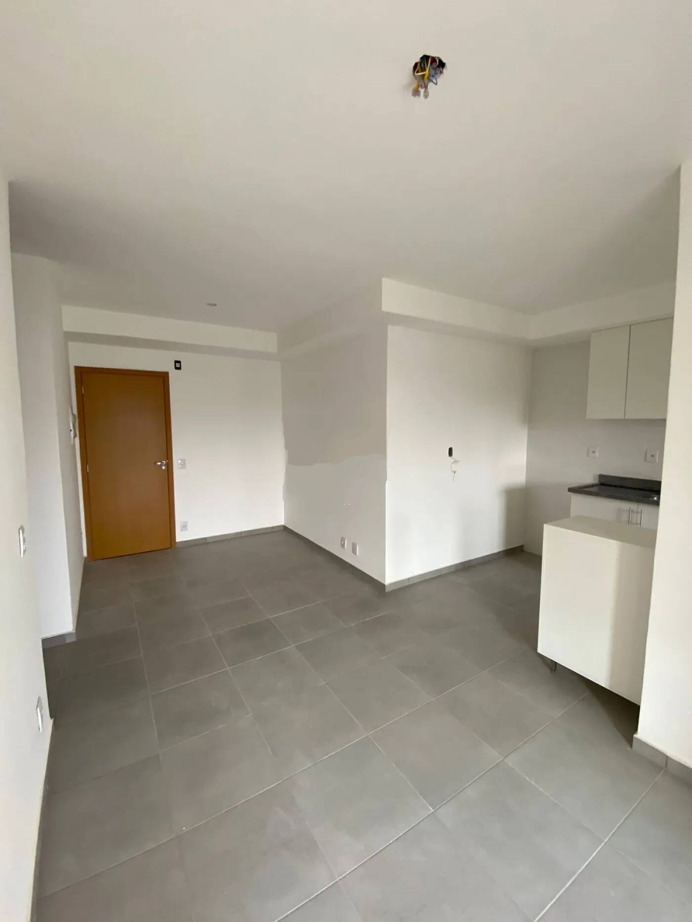 Apartamento para alugar com 2 quartos, 68m² - Foto 22