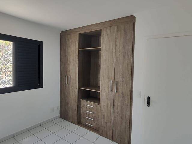 Apartamento à venda e aluguel com 3 quartos, 100m² - Foto 5