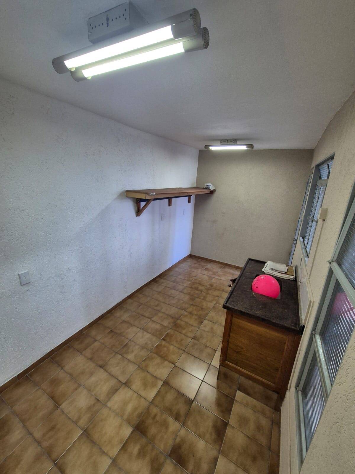 Casa à venda com 3 quartos, 125m² - Foto 8