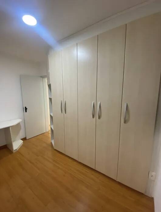 Apartamento para alugar com 3 quartos, 75m² - Foto 6