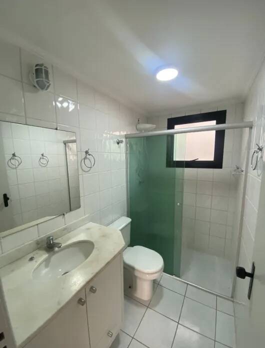 Apartamento para alugar com 3 quartos, 75m² - Foto 9