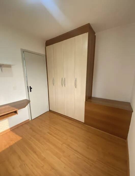 Apartamento para alugar com 3 quartos, 75m² - Foto 13