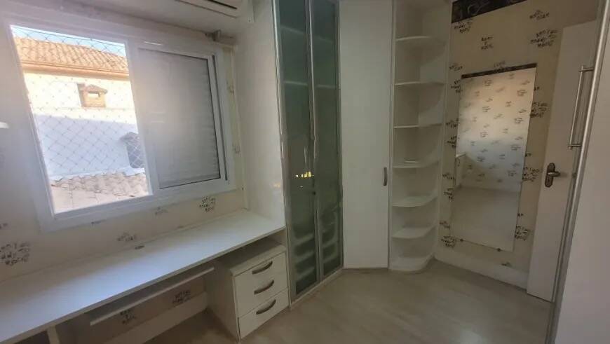 Casa de Condomínio para alugar com 3 quartos, 150m² - Foto 7