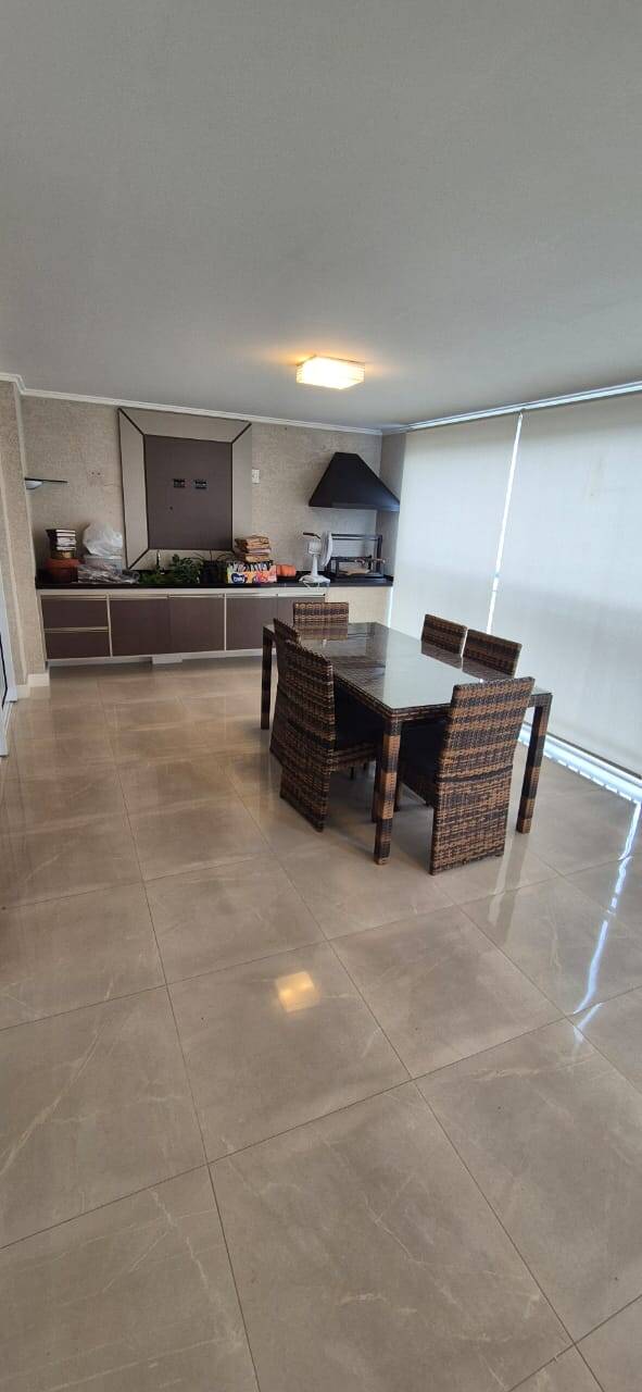 Apartamento à venda com 3 quartos, 163m² - Foto 4