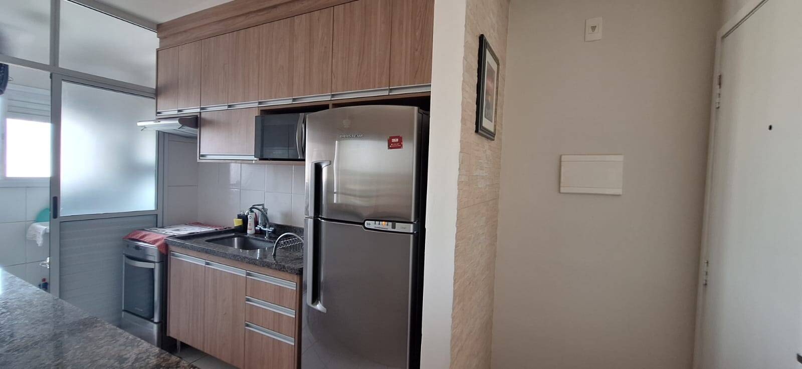 Apartamento para alugar com 3 quartos, 83m² - Foto 11