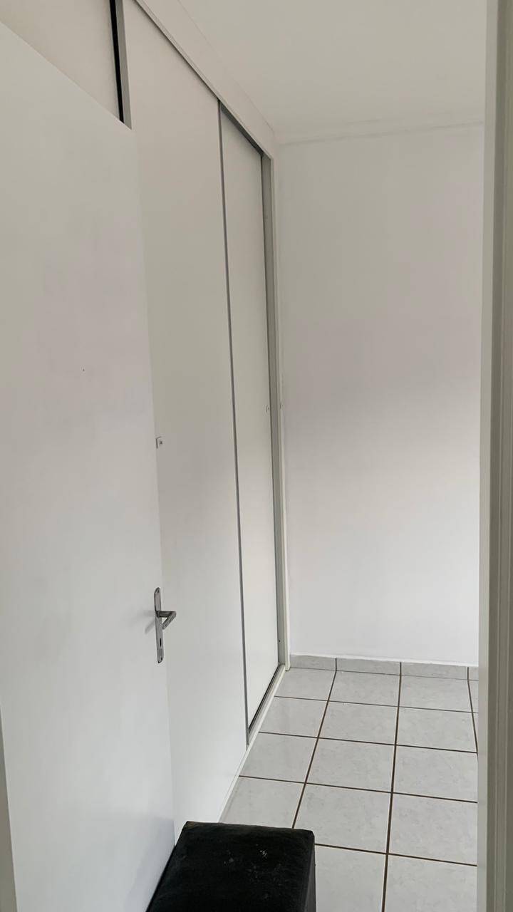 Apartamento para alugar com 2 quartos, 64m² - Foto 4