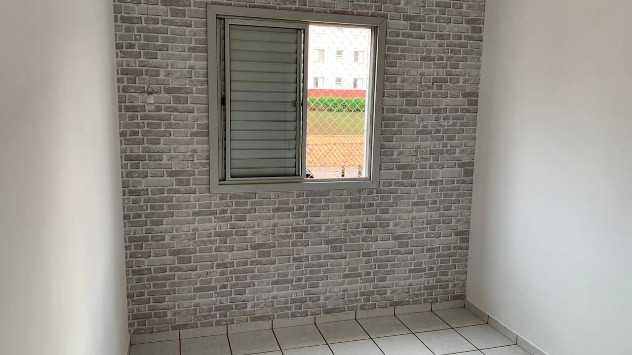 Apartamento para alugar com 2 quartos, 64m² - Foto 10