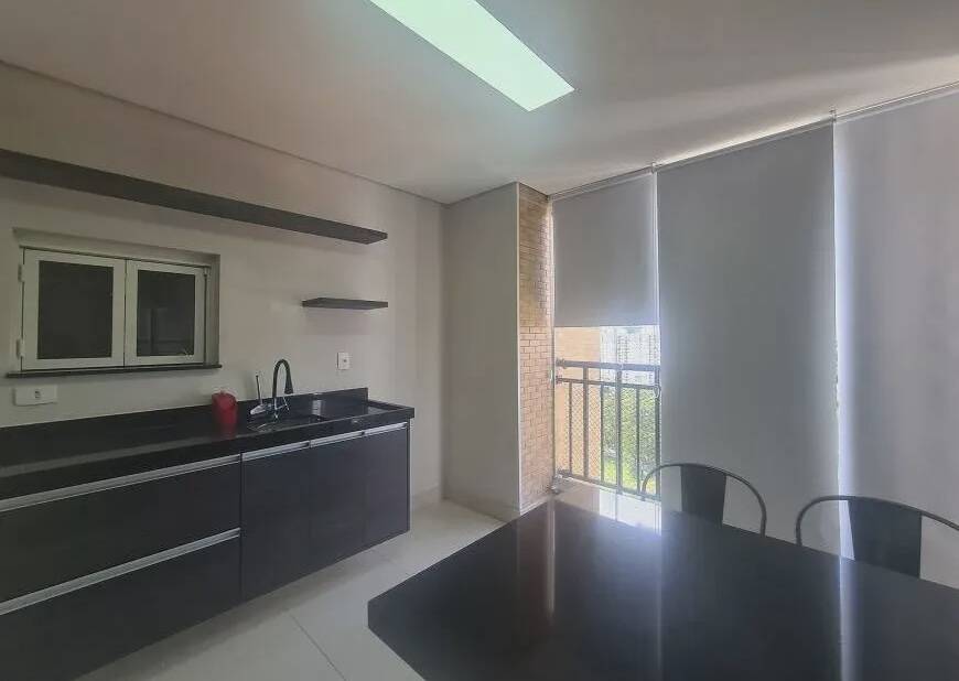 Apartamento à venda com 3 quartos, 100m² - Foto 2