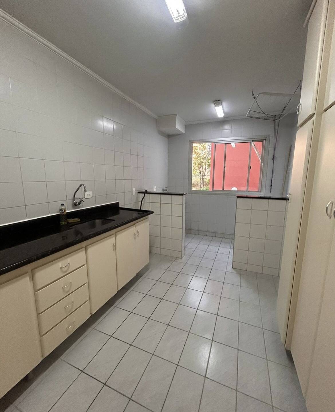 Apartamento para alugar com 2 quartos, 64m² - Foto 2