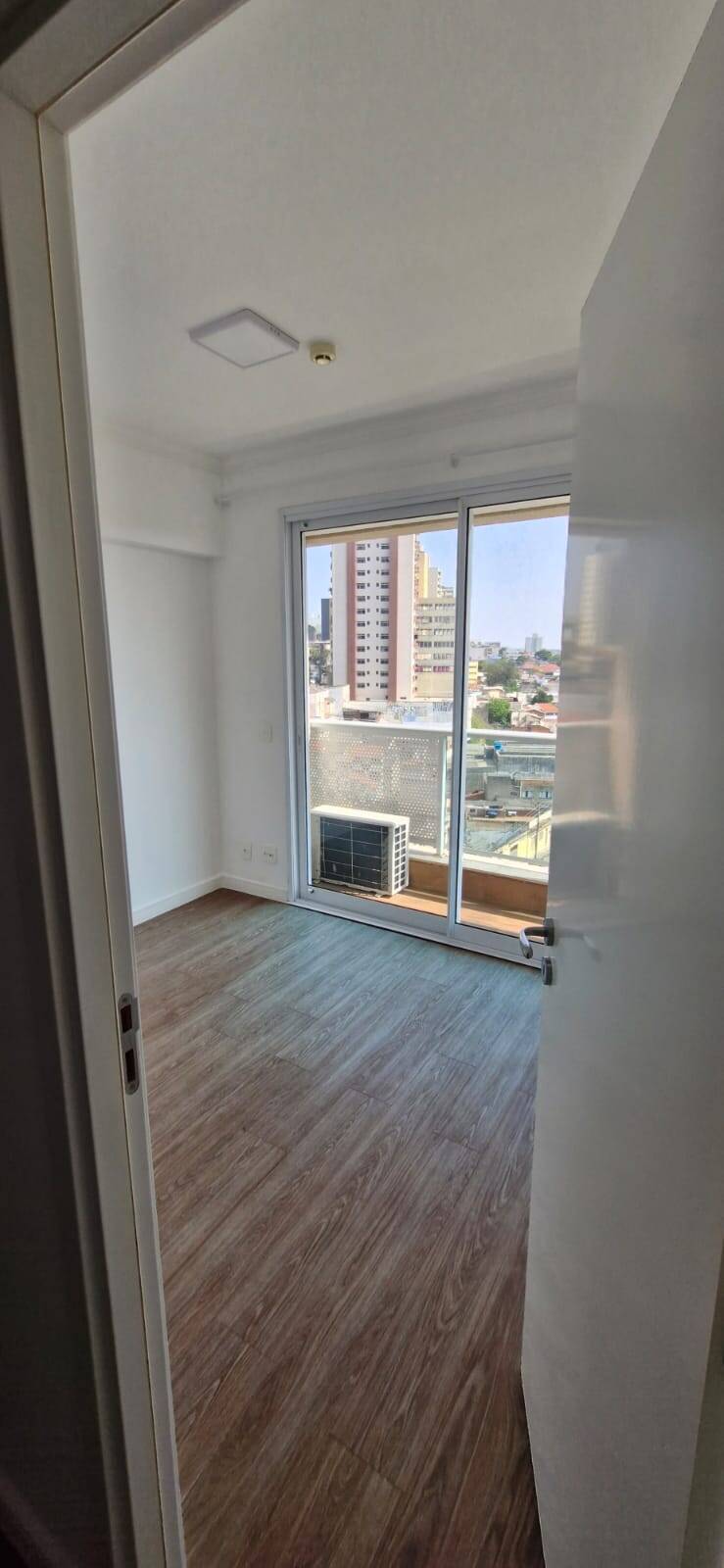 Apartamento para alugar com 3 quartos, 106m² - Foto 4