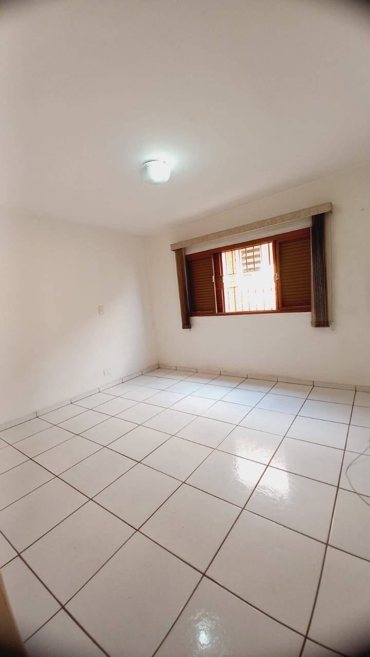 Apartamento para alugar com 3 quartos, 170m² - Foto 9