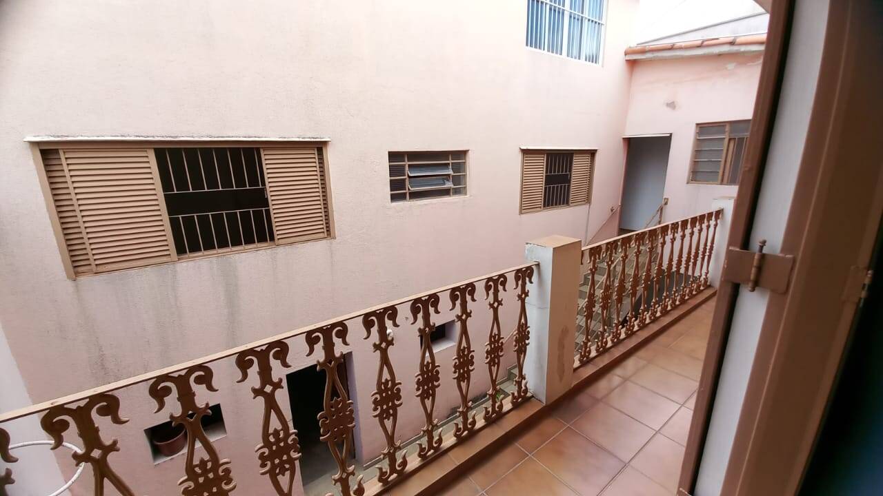 Apartamento para alugar com 3 quartos, 170m² - Foto 12