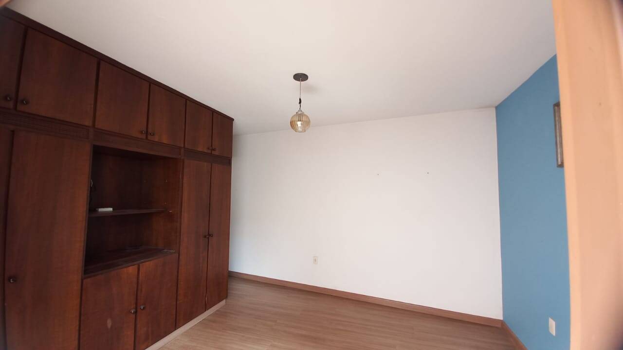 Apartamento para alugar com 3 quartos, 170m² - Foto 11