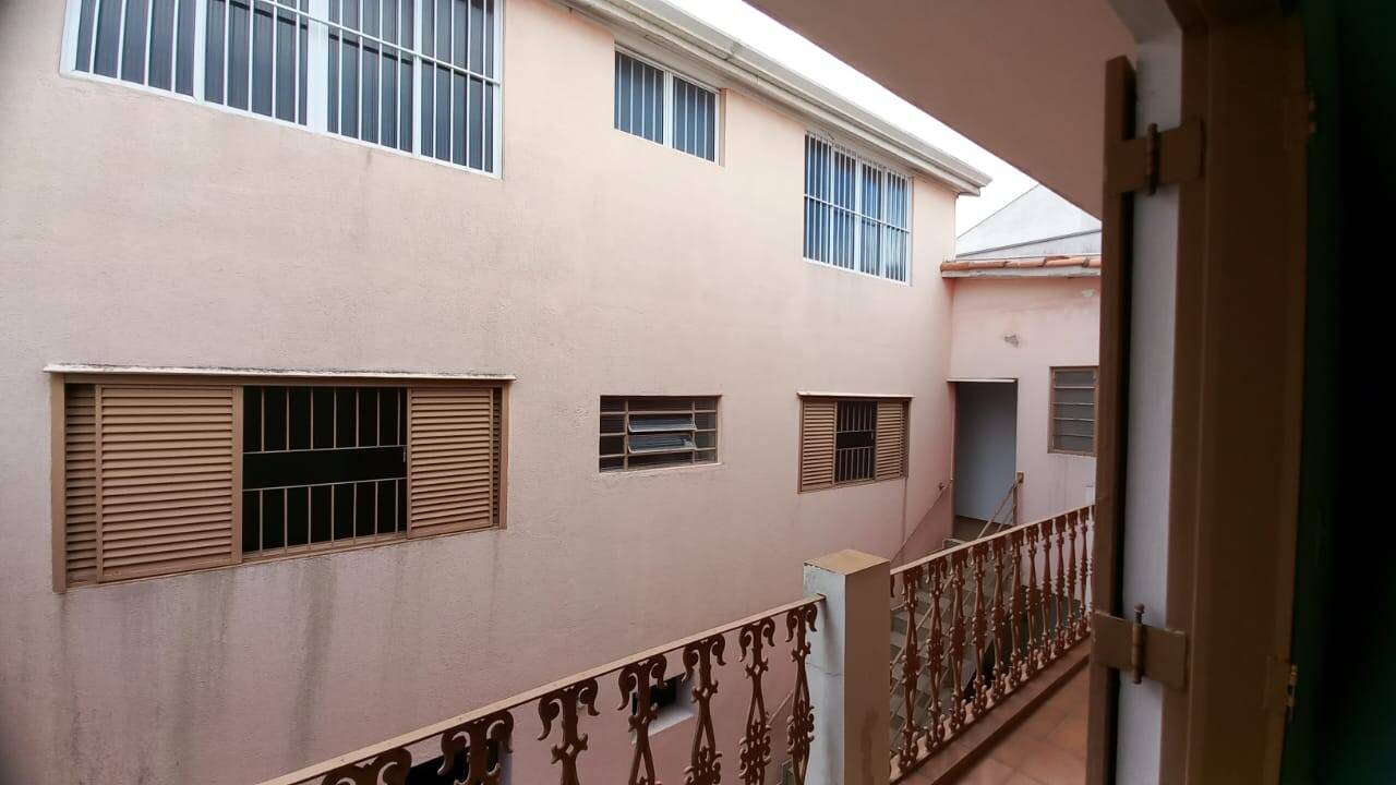 Apartamento para alugar com 3 quartos, 170m² - Foto 16