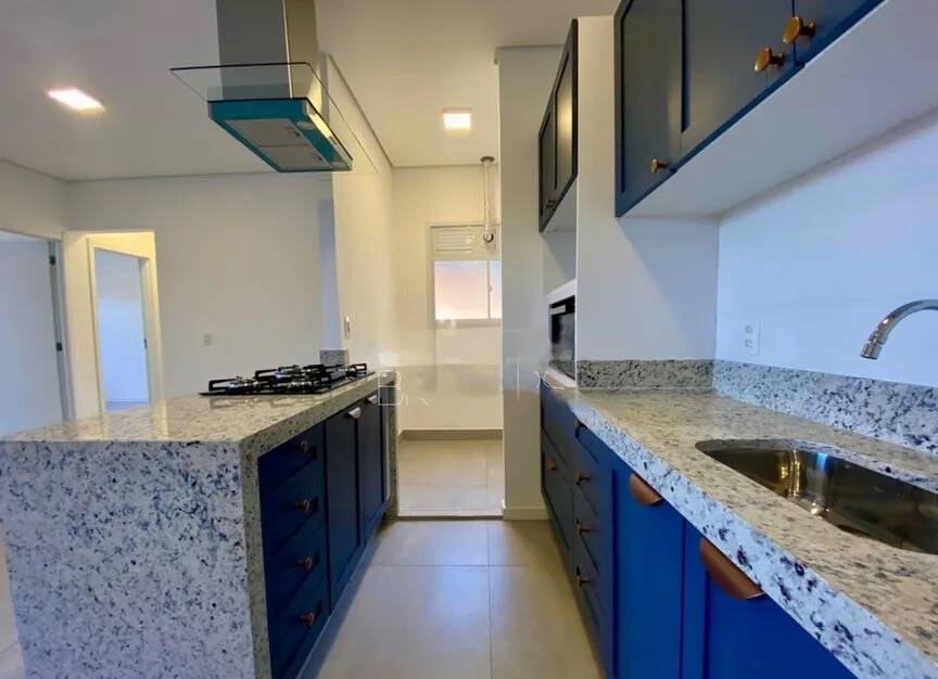 Apartamento à venda com 3 quartos, 120m² - Foto 1