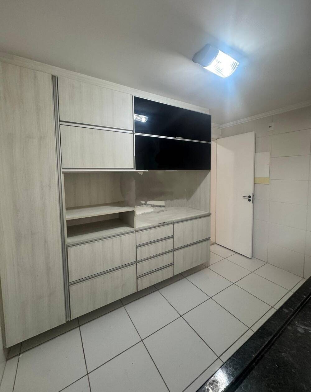 Apartamento para alugar com 3 quartos, 120m² - Foto 3