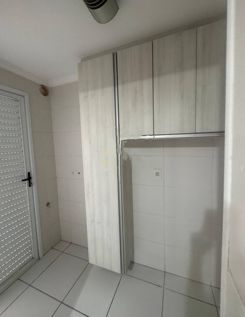 Apartamento para alugar com 3 quartos, 120m² - Foto 9