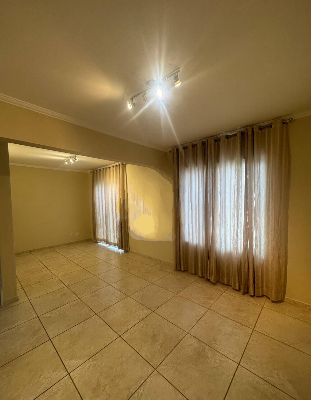 Apartamento para alugar com 3 quartos, 120m² - Foto 12