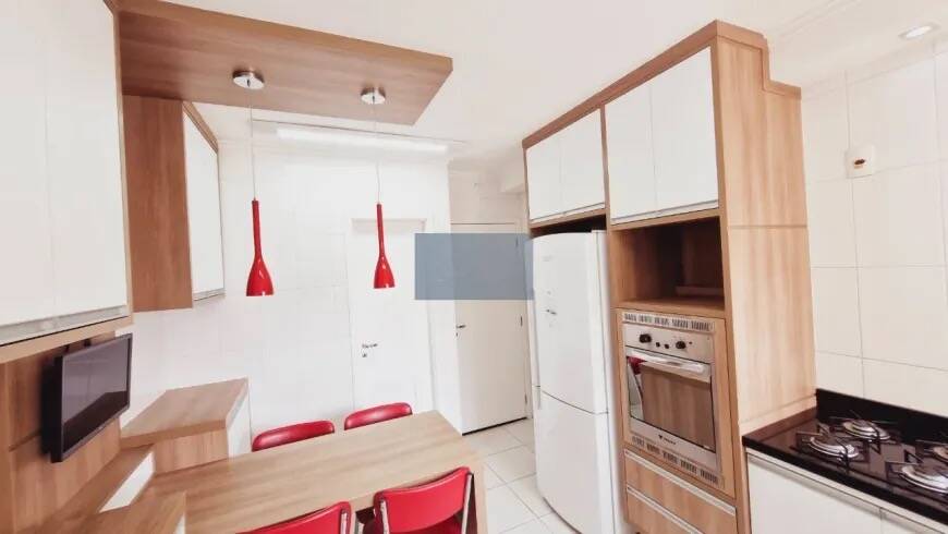 Apartamento para alugar com 3 quartos, 163m² - Foto 4