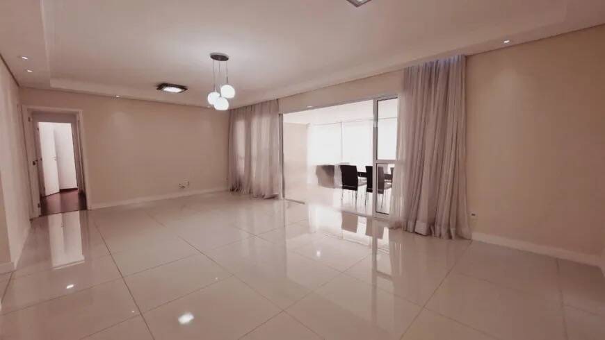 Apartamento para alugar com 3 quartos, 163m² - Foto 27