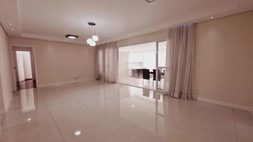 Apartamento para alugar com 3 quartos, 163m² - Foto 28