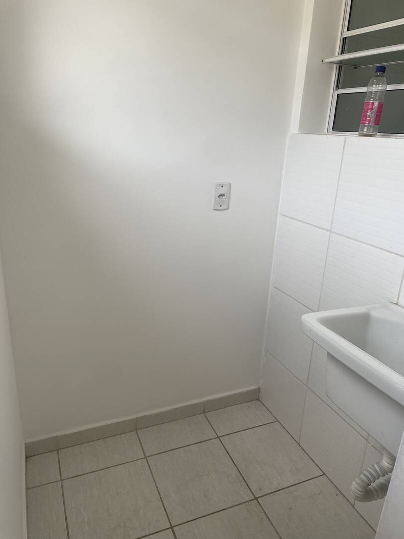 Apartamento para alugar com 2 quartos, 60m² - Foto 9