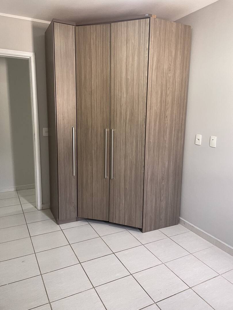 Apartamento para alugar com 2 quartos, 60m² - Foto 13