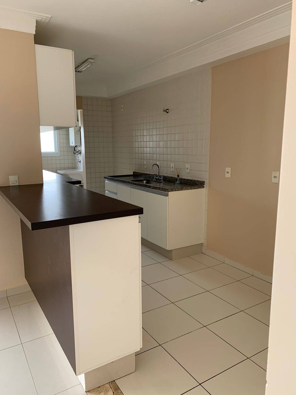 Apartamento para alugar com 3 quartos, 92m² - Foto 8