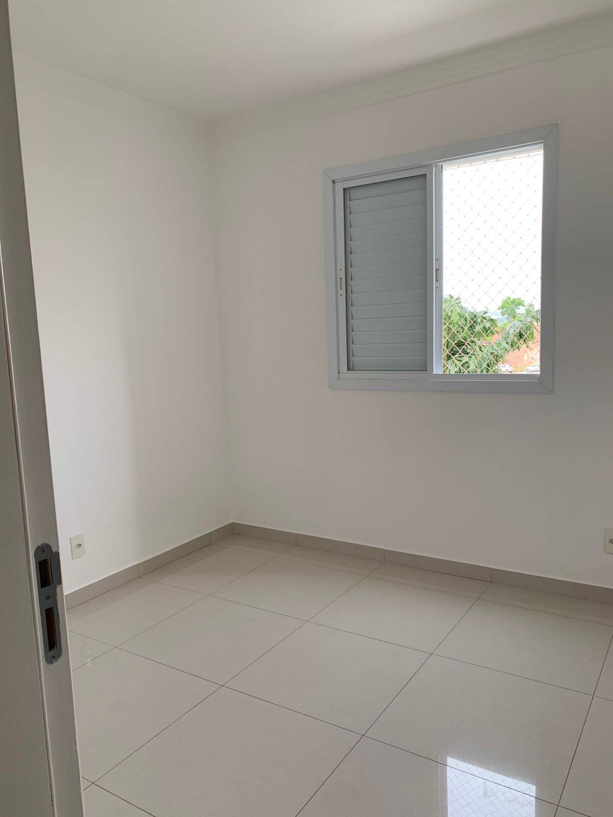 Apartamento para alugar com 3 quartos, 92m² - Foto 15