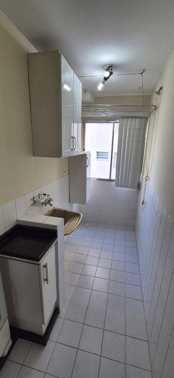 Apartamento para alugar com 2 quartos, 59m² - Foto 13