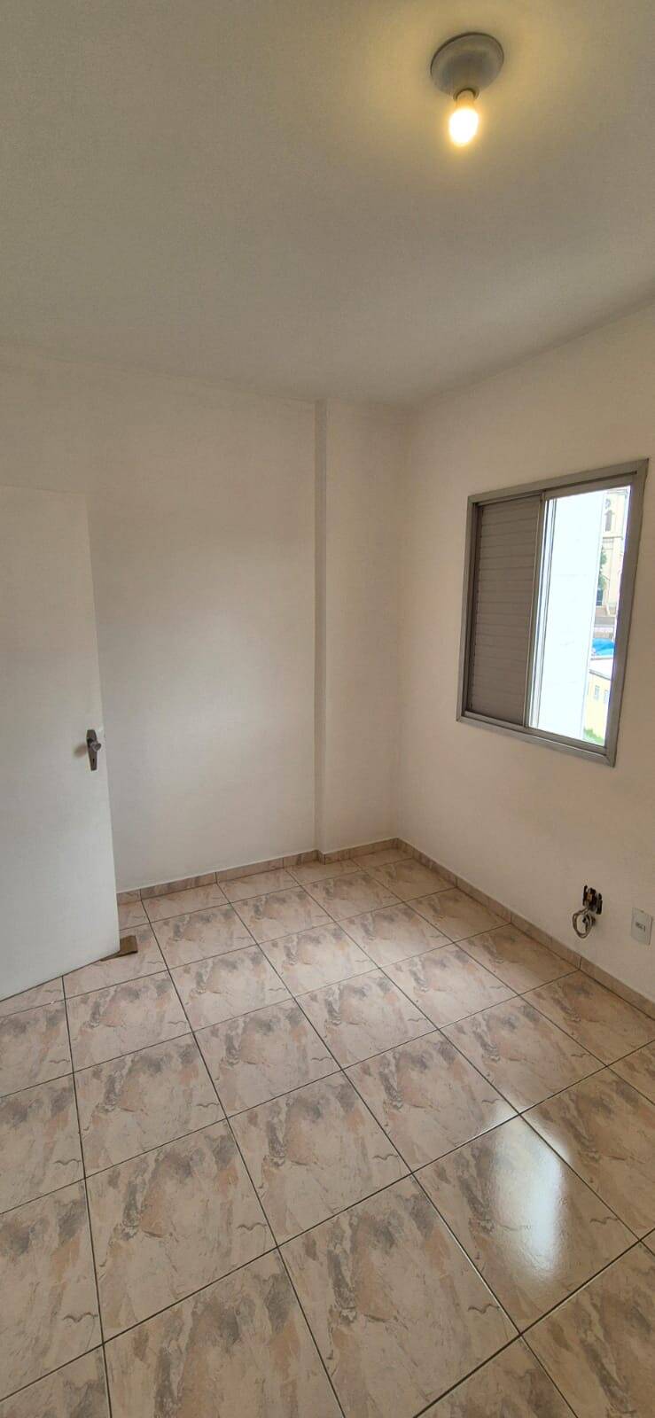 Apartamento para alugar com 2 quartos, 60m² - Foto 3