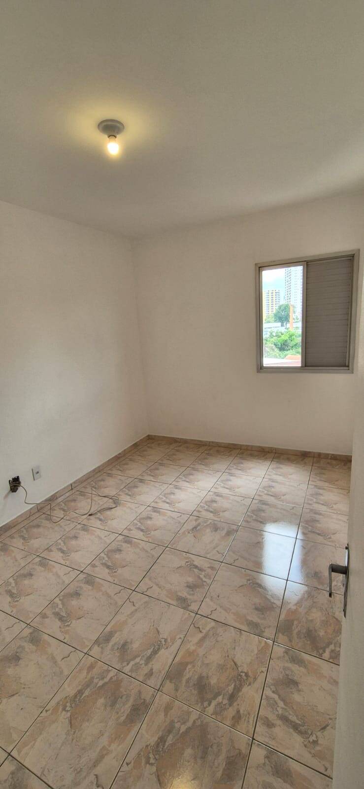 Apartamento para alugar com 2 quartos, 60m² - Foto 10