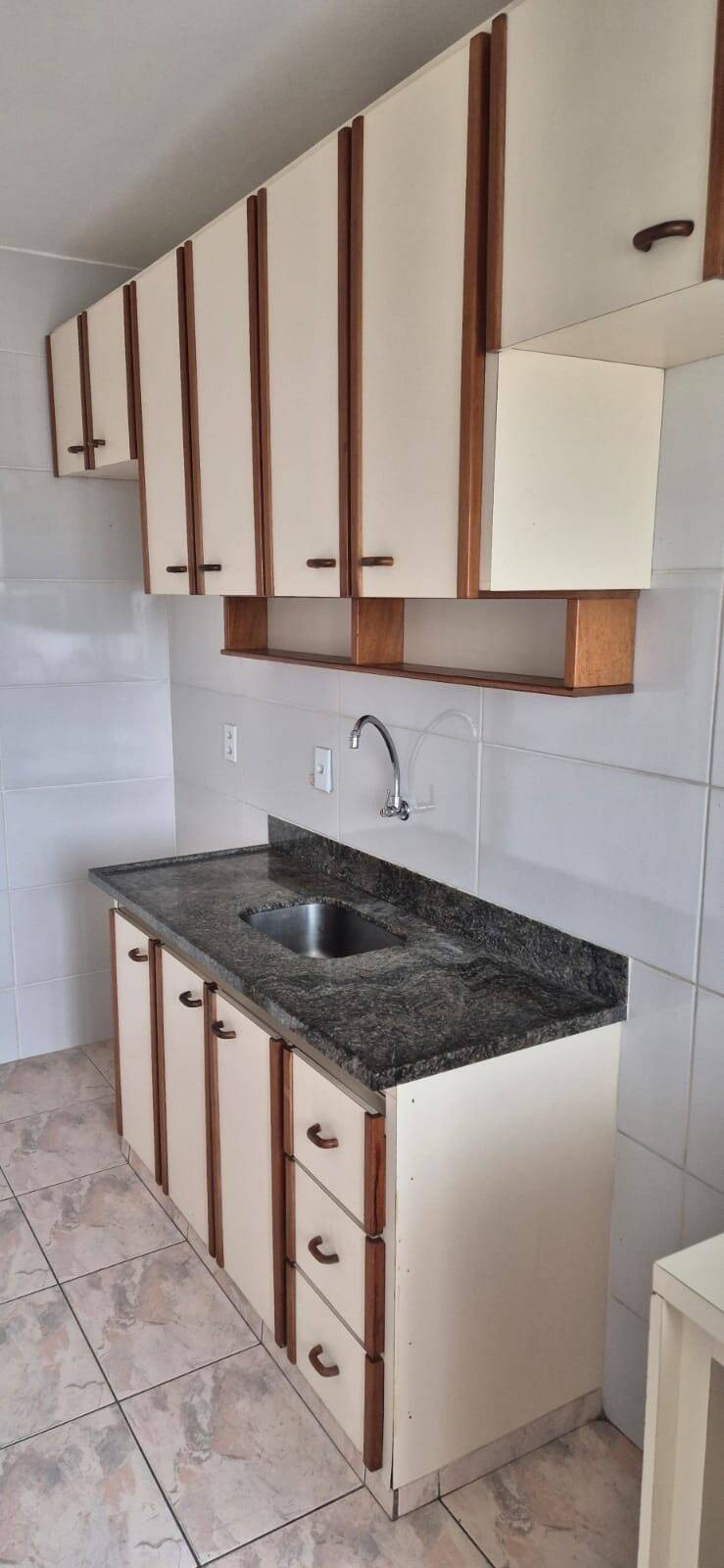 Apartamento para alugar com 2 quartos, 60m² - Foto 8