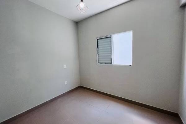 Casa de Condomínio para alugar com 3 quartos, 150m² - Foto 4