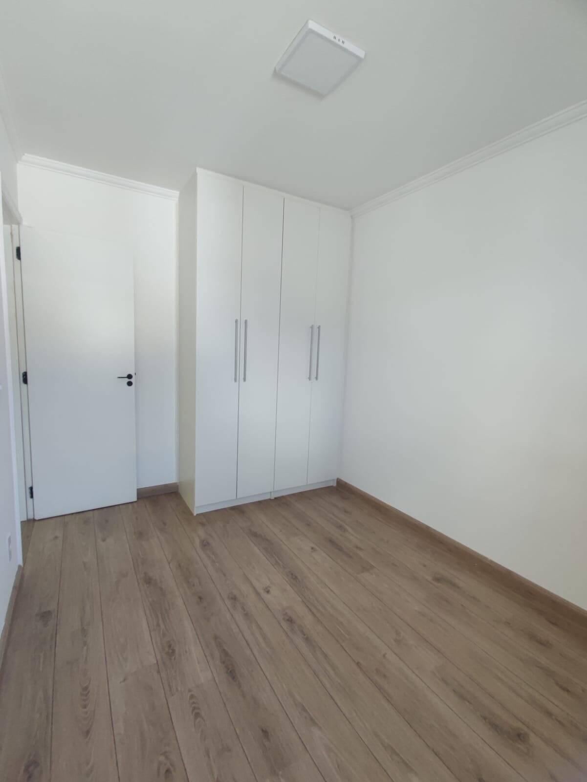 Casa de Condomínio para alugar com 4 quartos, 220m² - Foto 31