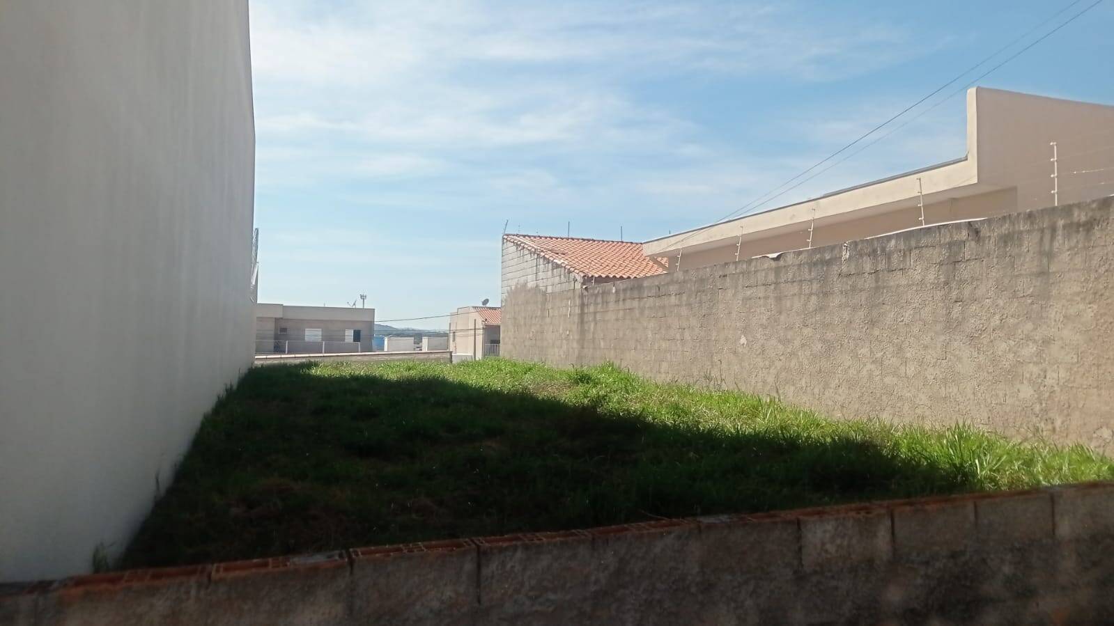 Terreno à venda, 180m² - Foto 2