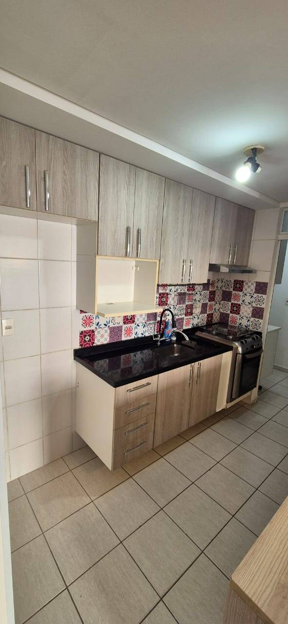 Apartamento para alugar com 2 quartos, 64m² - Foto 16