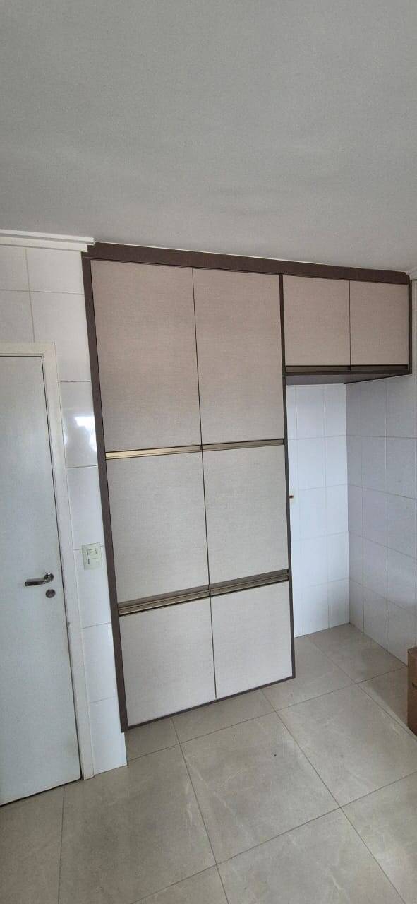 Apartamento à venda com 3 quartos, 163m² - Foto 6