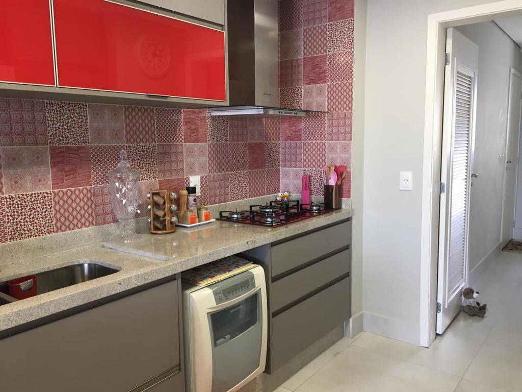 Apartamento à venda com 3 quartos, 216m² - Foto 14