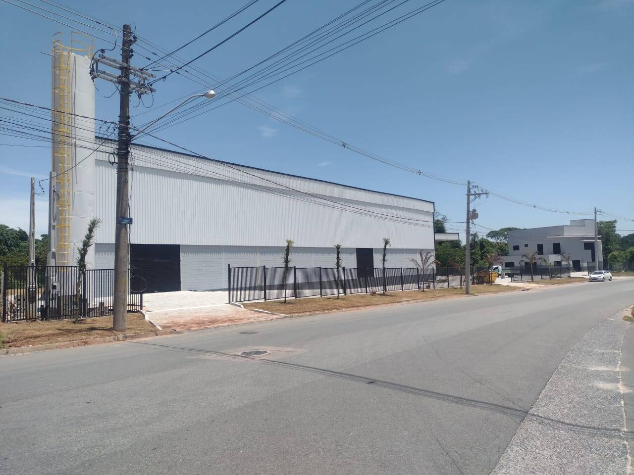 Depósito-Galpão-Armazém à venda e aluguel, 1000m² - Foto 1